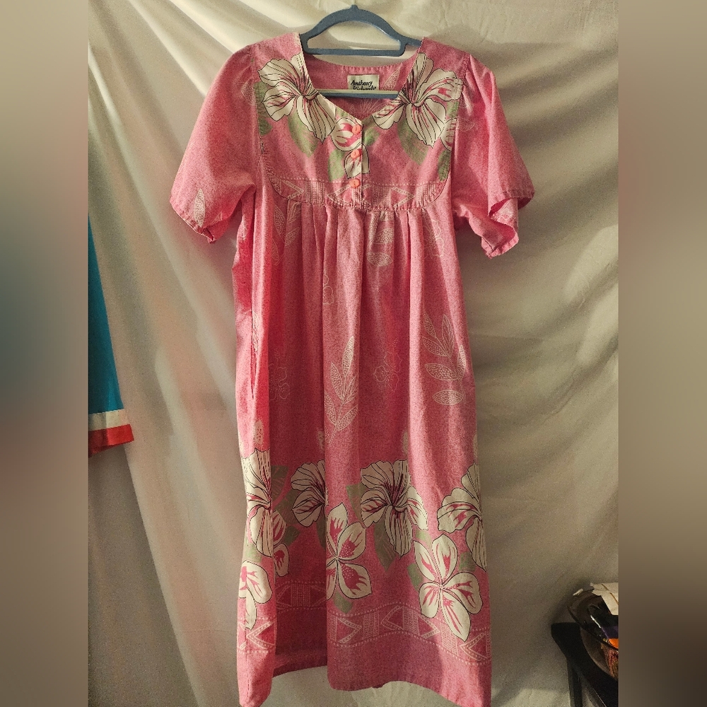 Anthony Richards Muumuu House Dress Vintage Pink Side Pockets Size Medium